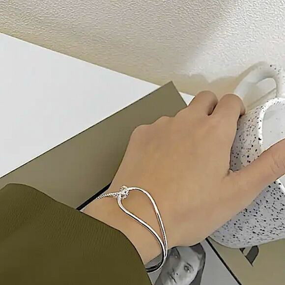 Minimalist Sterling Silver Chain Link Bangle Bracelet - Picture 5 of 10